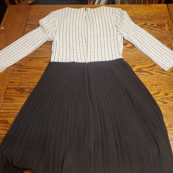 Anthropologie Ganni crossover knit accordion skirt - Picture 4 of 5